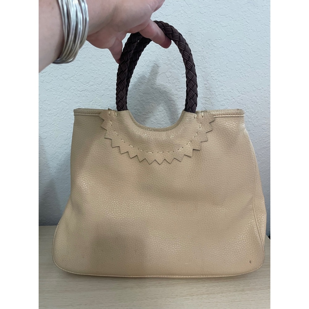 Boho Liz Claiborne Beige Pebbled Tote Bag Braided Handles Scalloped Studded Trim - Picture 7 of 11